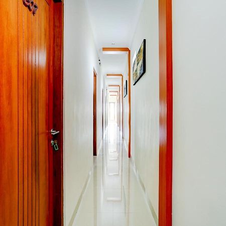Super Oyo Capital O 90291 Vin Stay Petanu Pesanggaran エクステリア 写真